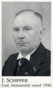 106366 Portret van J. Schipper, geboren 1890, gedelegeerd bestuurslid van de School voor de Grafische Vakken te Utrecht ...